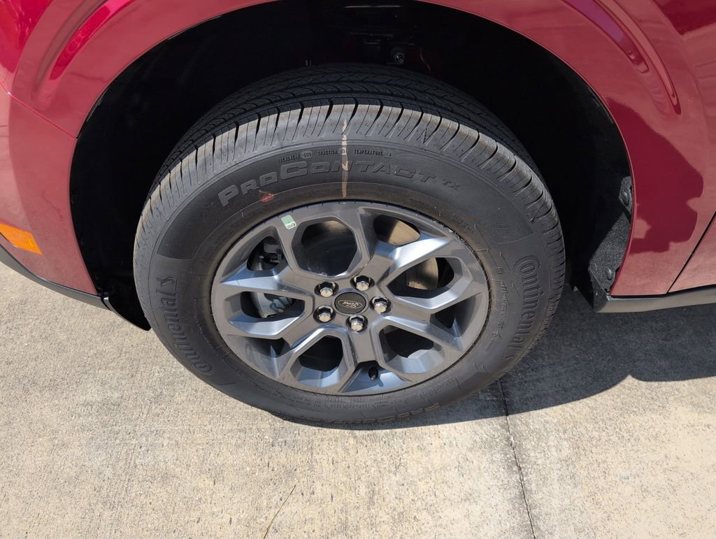 New 2026 Ford Maverick XLT FWD image 17