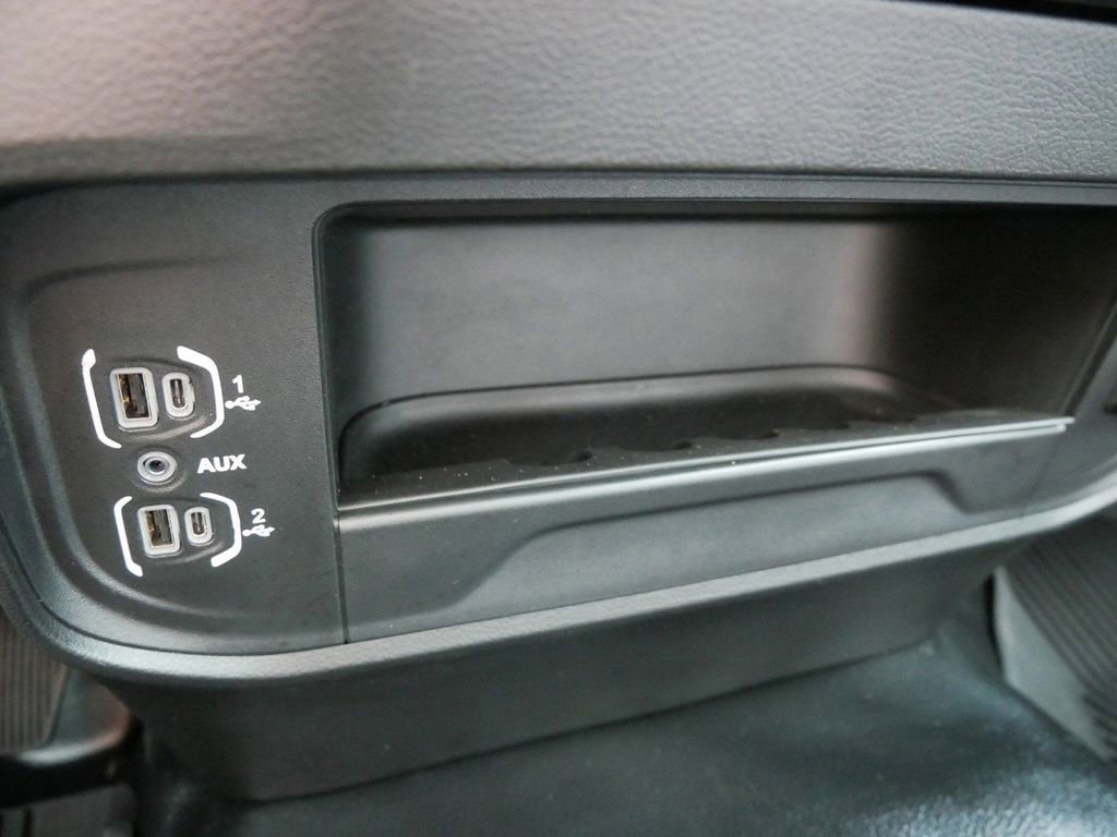 Used 2024 RAM 3500 Tradesman image 27