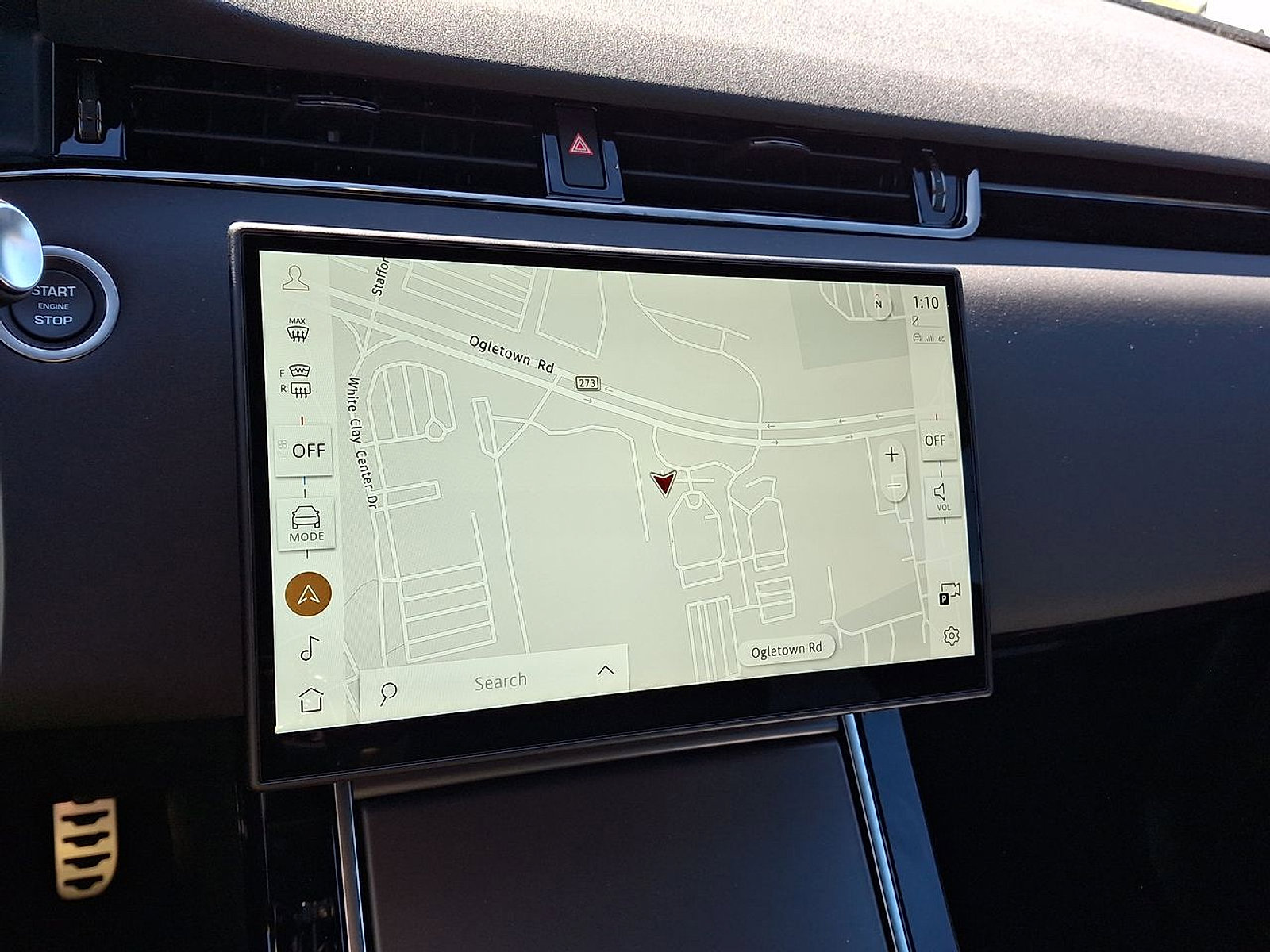 Certified 2025 Land Rover Range Rover Evoque Dynamic SE image 22