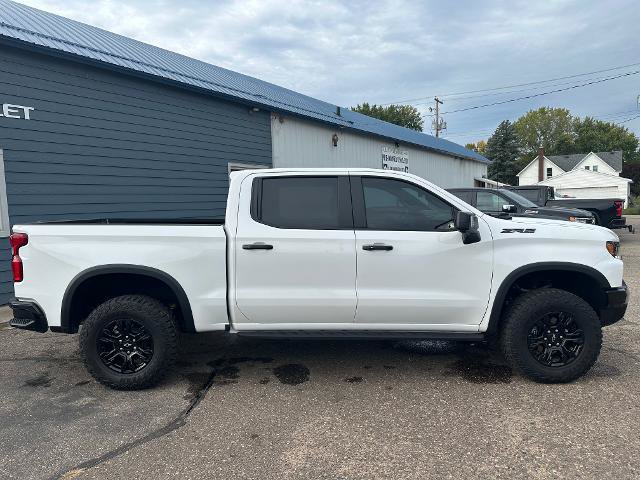 Used 2026 Chevrolet Silverado 1500 ZR2 w/ Dark Appearance Package AWD/4WD image 2