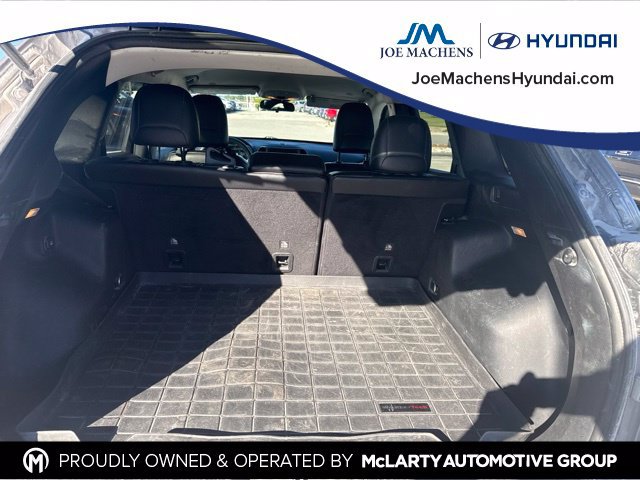 Used 2019 Jeep Cherokee Latitude Plus AWD/4WD image 9