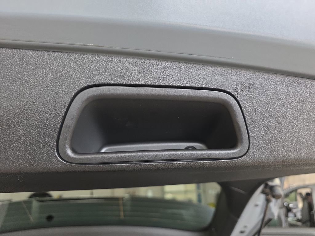 Certified 2023 Buick Encore GX Preferred image 13