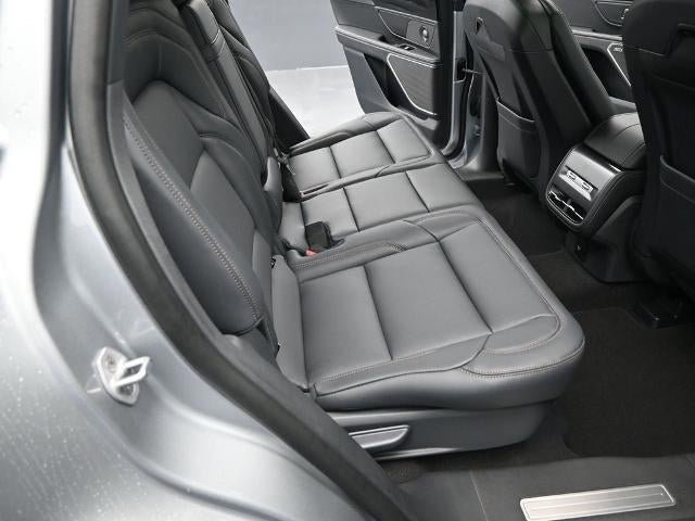 New 2025 Lincoln Nautilus Premier w/ Equipment Group 102A AWD/4WD image 32