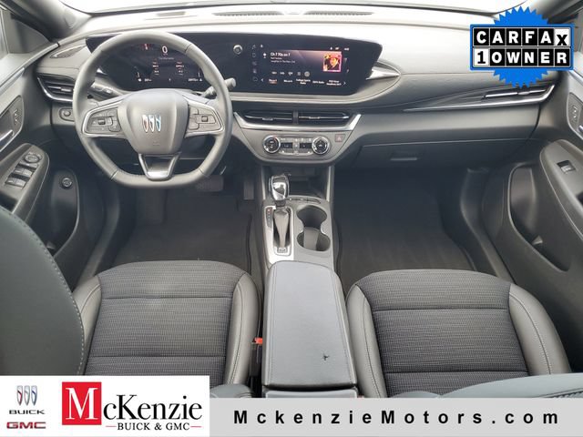 Used 2024 Buick Envista Sport Touring w/ Convenience I Package FWD image 24