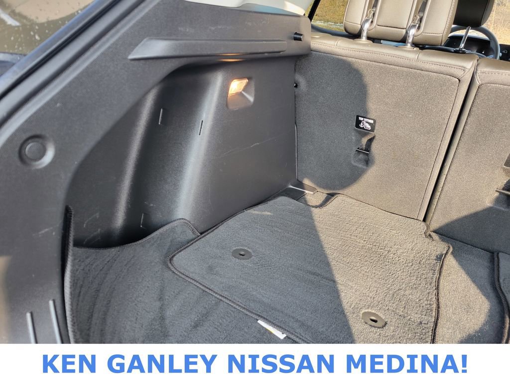 Used 2024 Chevrolet Trax LT image 42