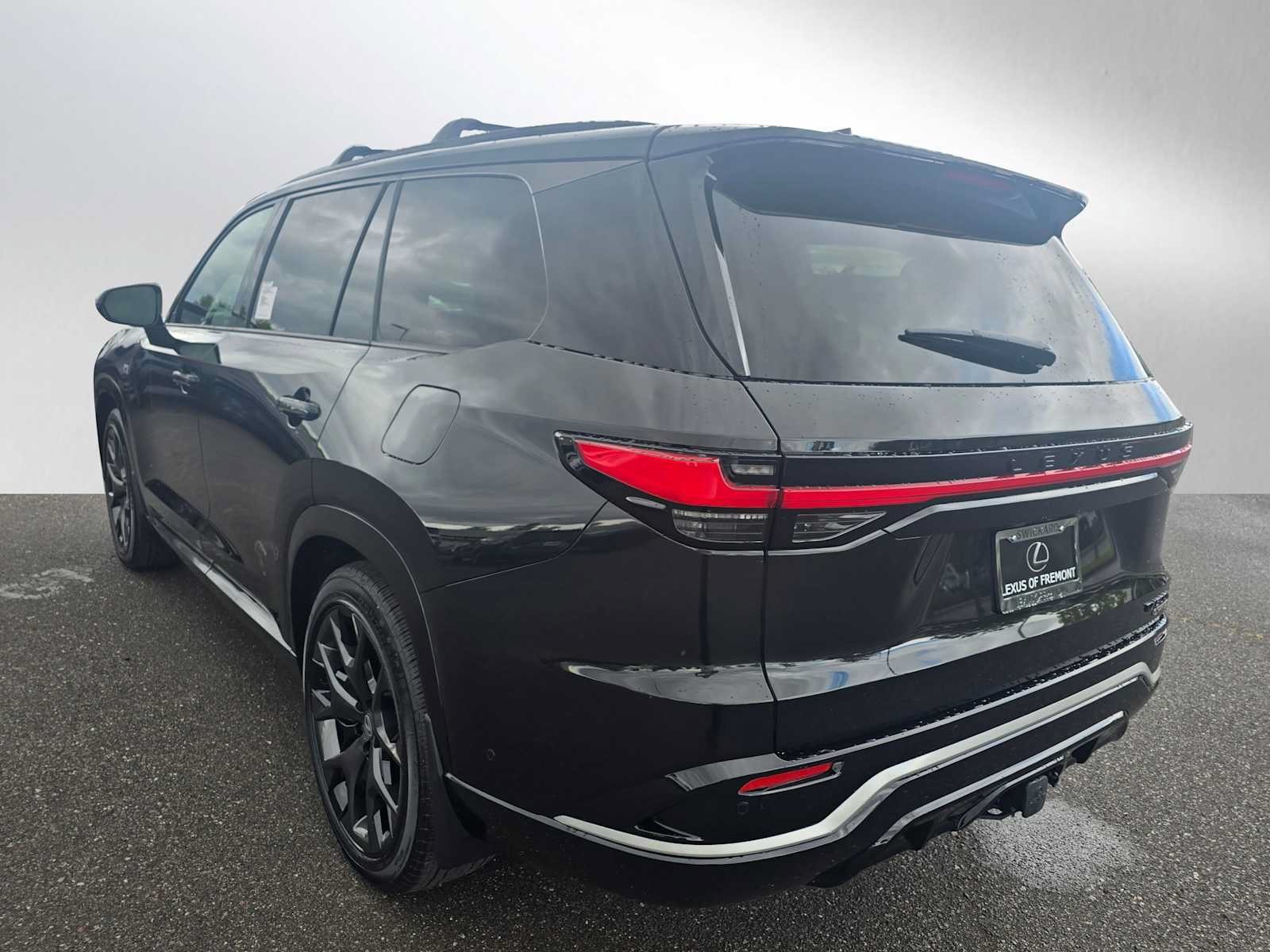 New 2026 Lexus TX 500h AWD image 5