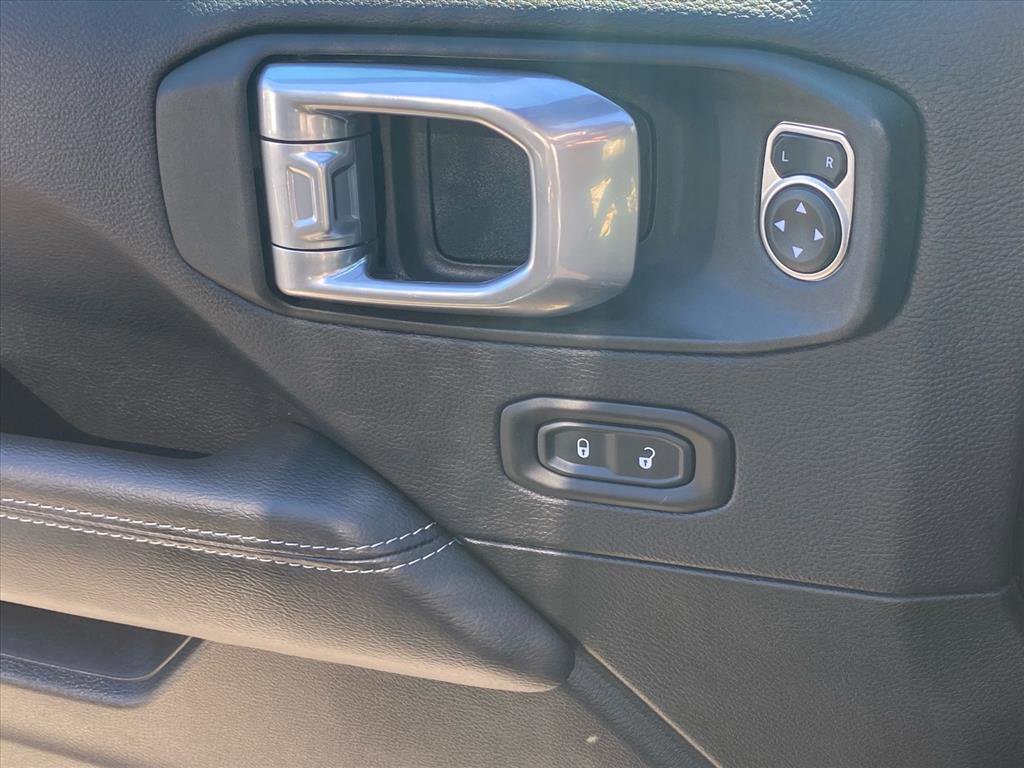 Used 2023 Jeep Wrangler Unlimited Sahara w/ Cold Weather Group image 20