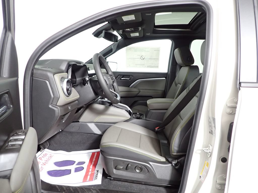 New 2026 Chevrolet Colorado ZR2 AWD/4WD image 24