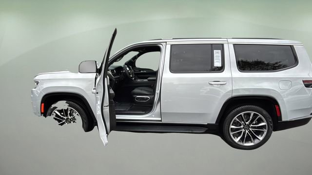 Used 2024 Jeep Wagoneer Series II w/ Premium Group I image 13