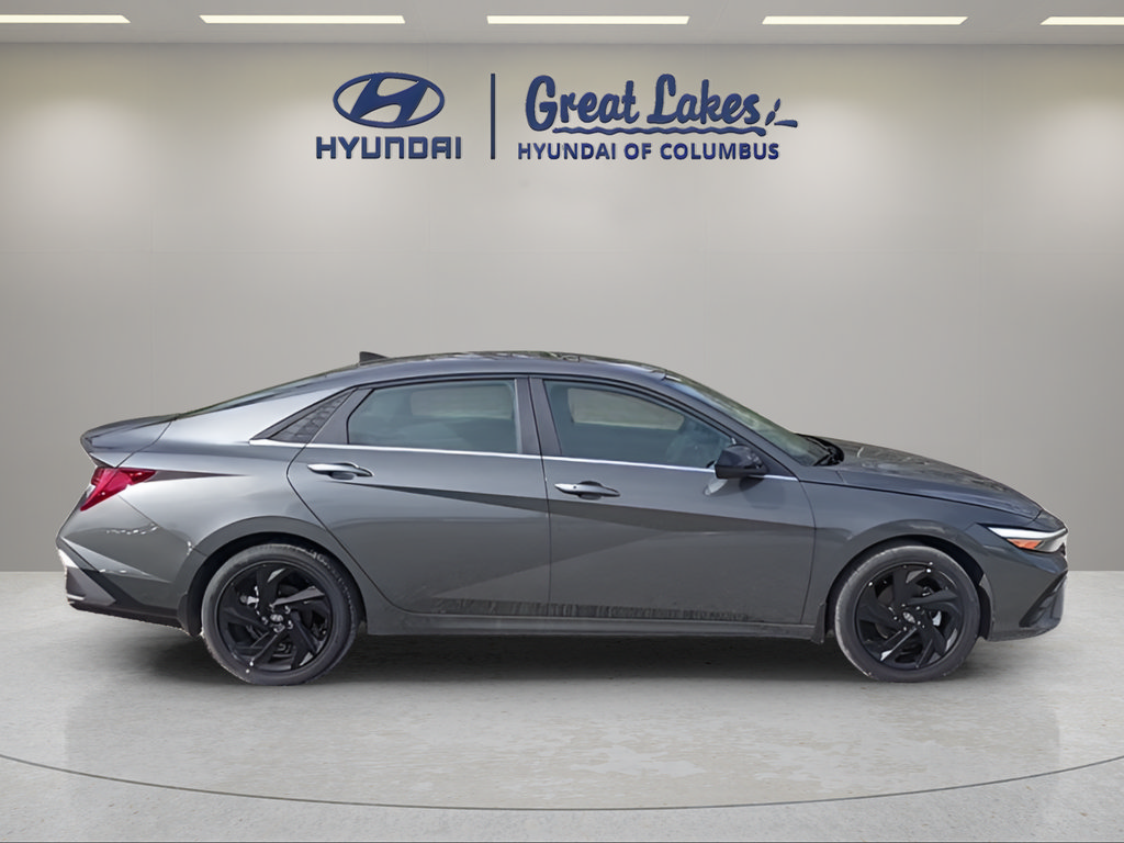 New 2026 Hyundai Elantra SEL Sport Premium FWD image 6