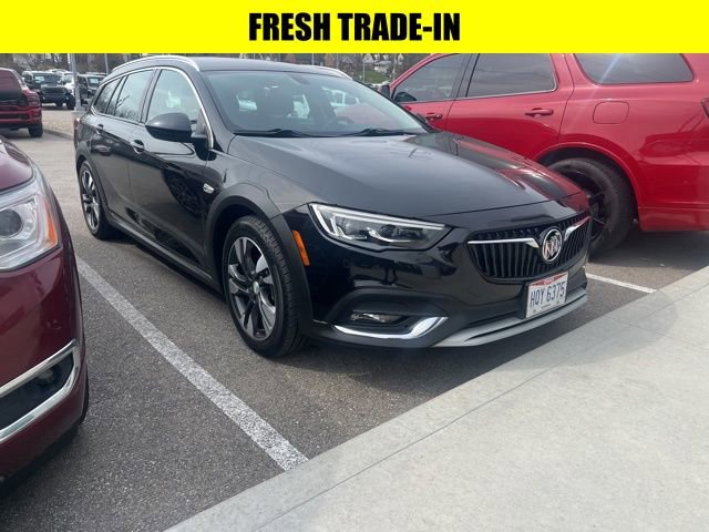 Used 2018 Buick Regal Preferred w/ Sights and Sounds Package