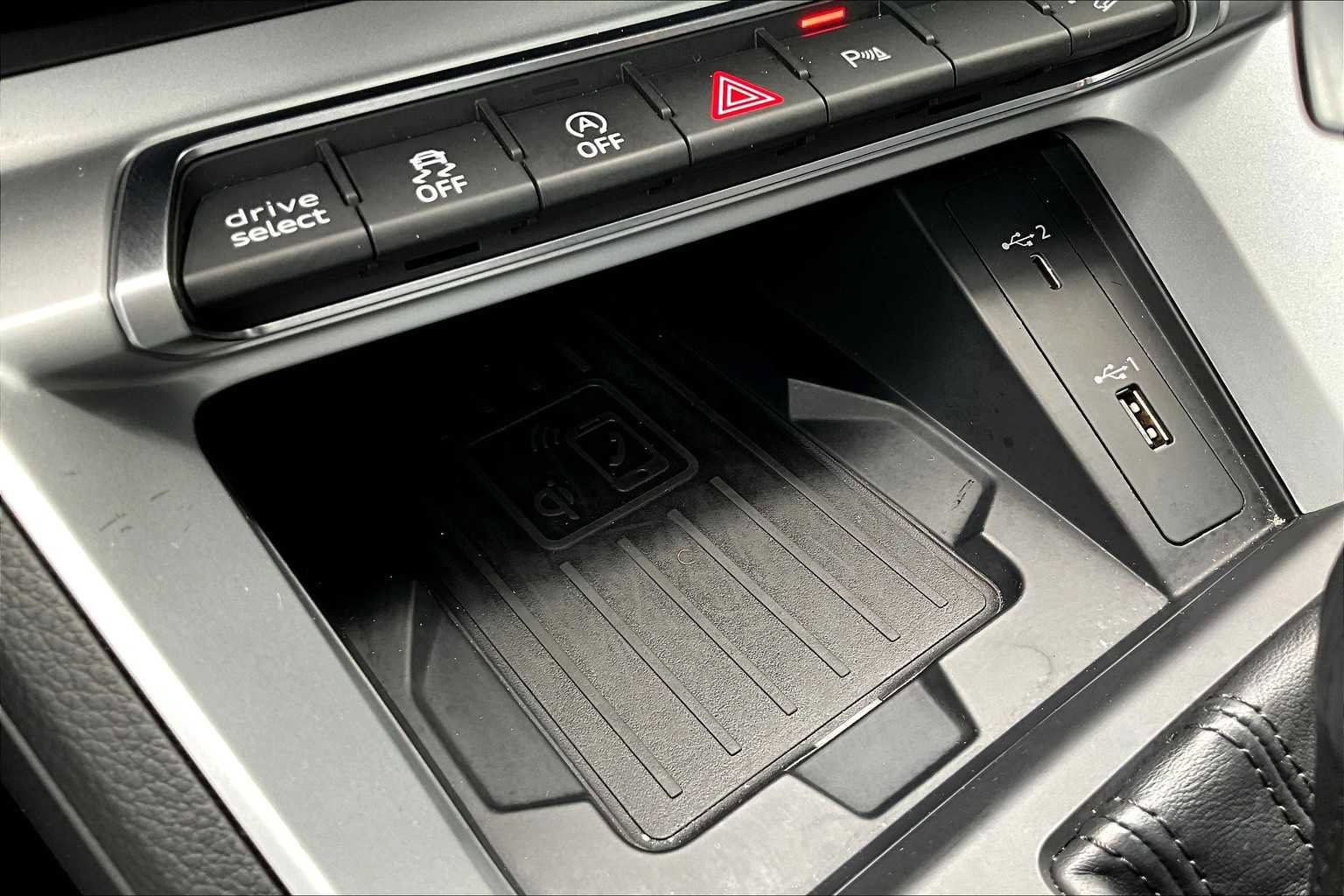 Used 2019 Audi Q3 2.0T Premium Plus image 34