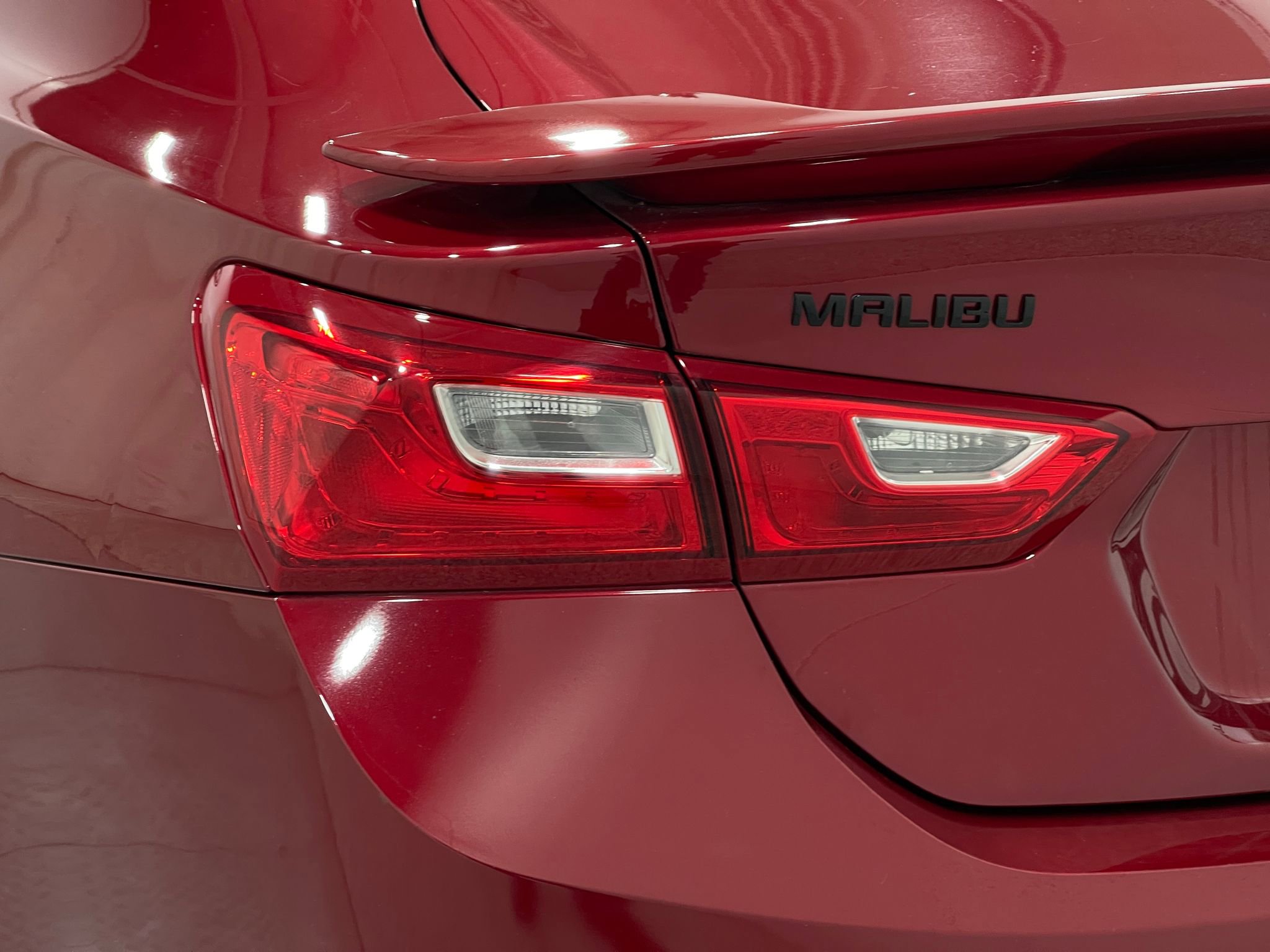 Used 2021 Chevrolet Malibu RS image 32