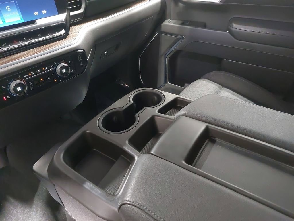 Used 2023 Chevrolet Silverado 1500 LT image 46