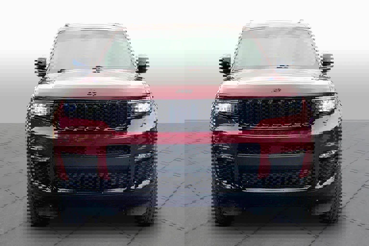 Used 2023 Jeep Grand Cherokee L Limited w/ Luxury Tech Group II image 4