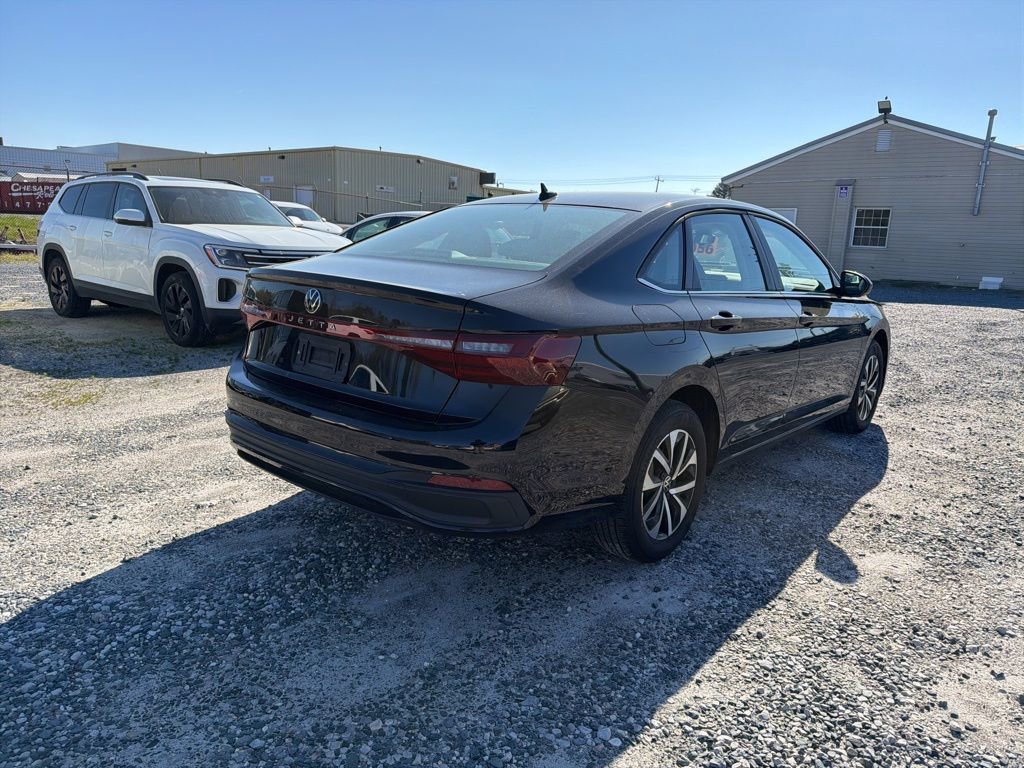 Used 2025 Volkswagen Jetta S image 5