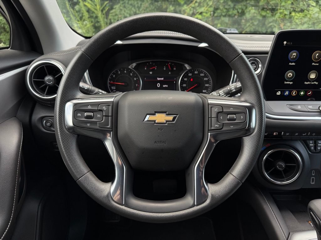 Used 2024 Chevrolet Blazer LT w/ Convenience Package FWD image 25