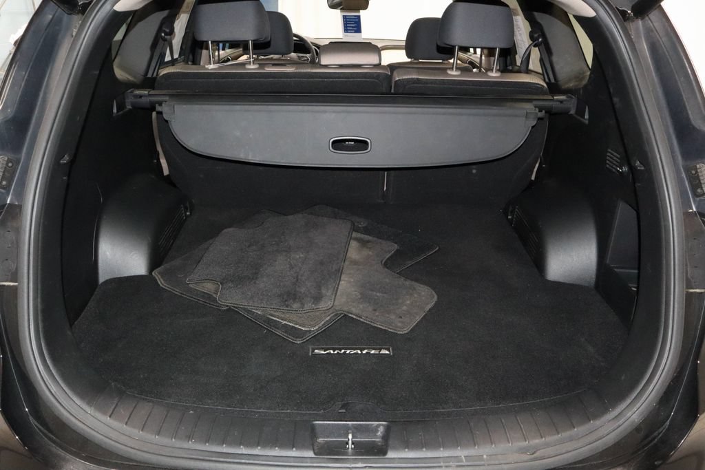 Certified 2023 Hyundai Santa Fe SEL AWD/4WD image 18