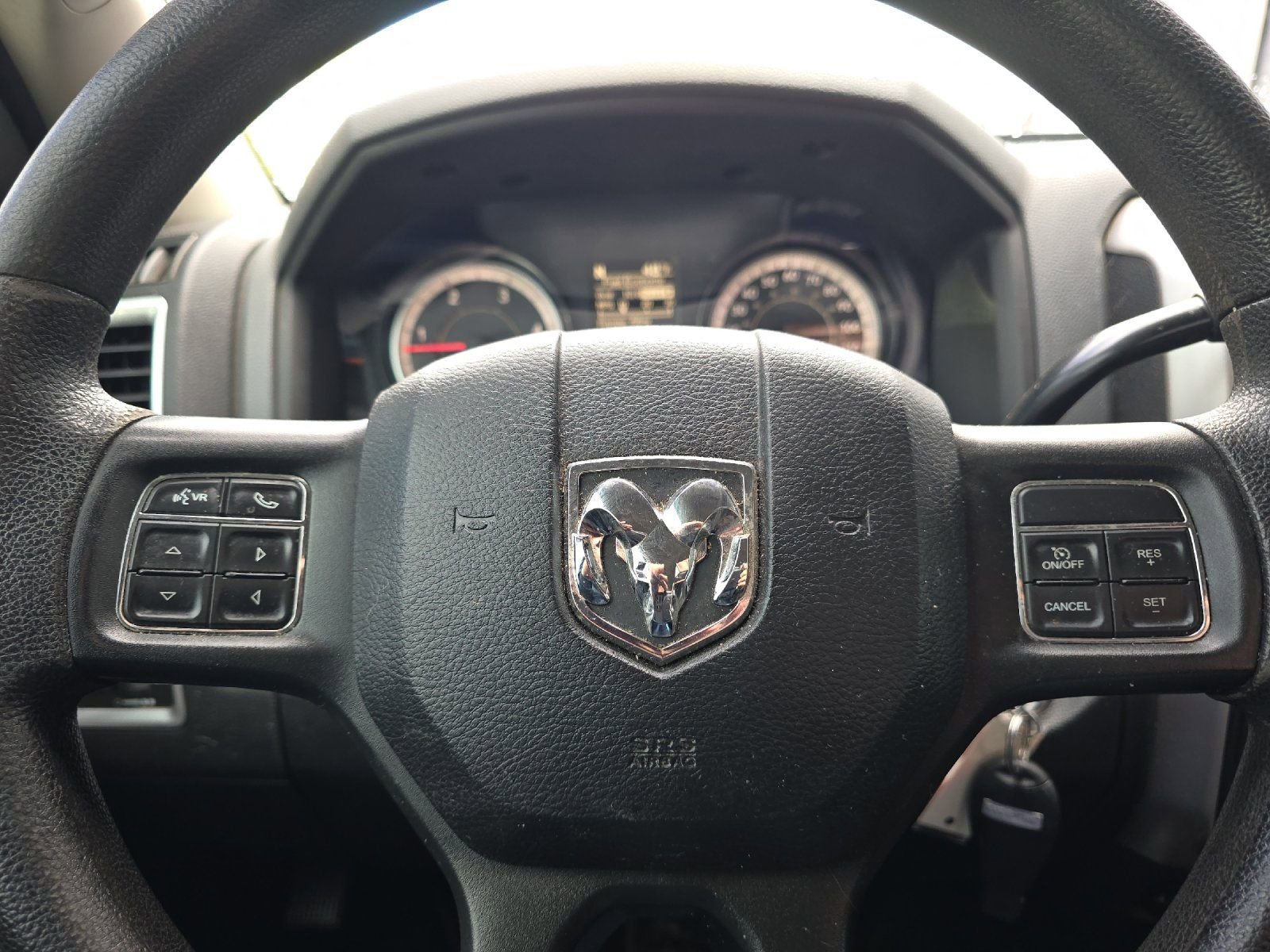 Used 2017 RAM 2500 SLT AWD/4WD image 19