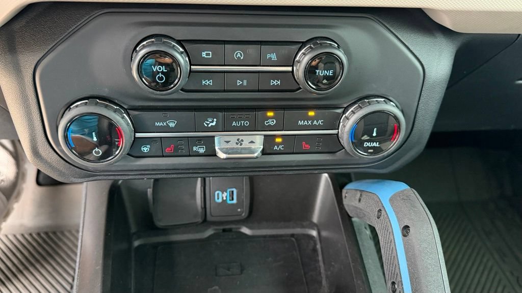 Used 2022 Ford Bronco Wildtrak AWD/4WD image 39