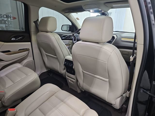 Used 2018 GMC Acadia Denali w/ Technology Package AWD/4WD image 32