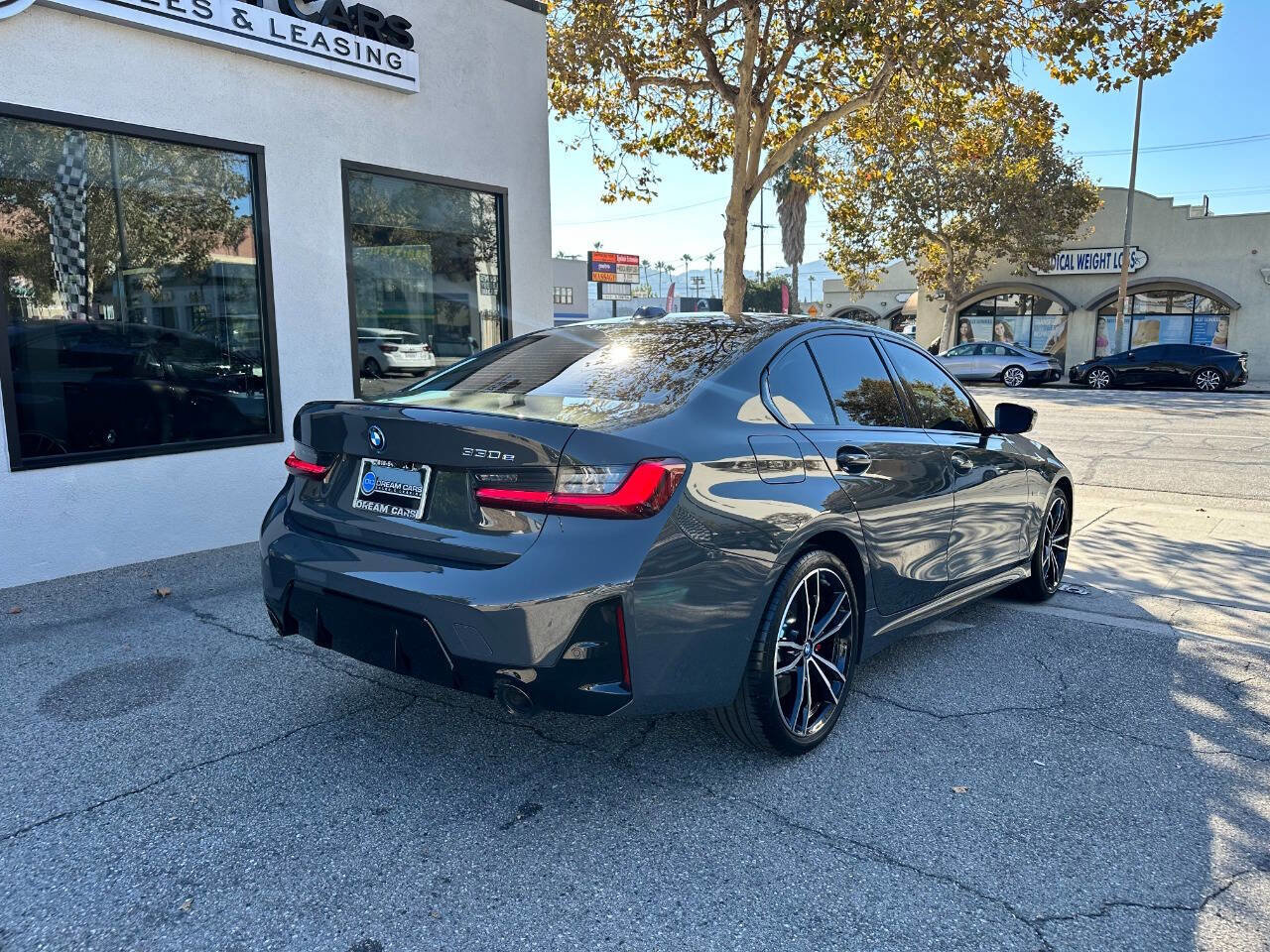 Used 2023 BMW 330e w/ M Sport Package image 8
