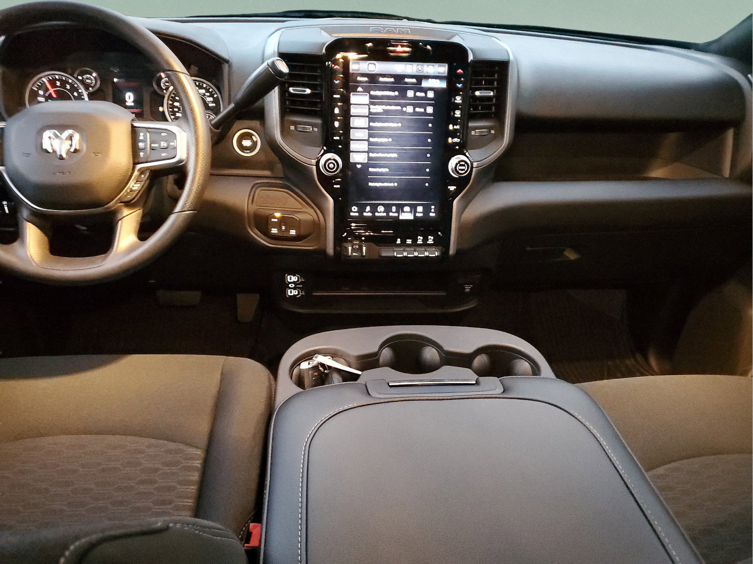 Used 2025 RAM 2500 Tradesman AWD/4WD image 12