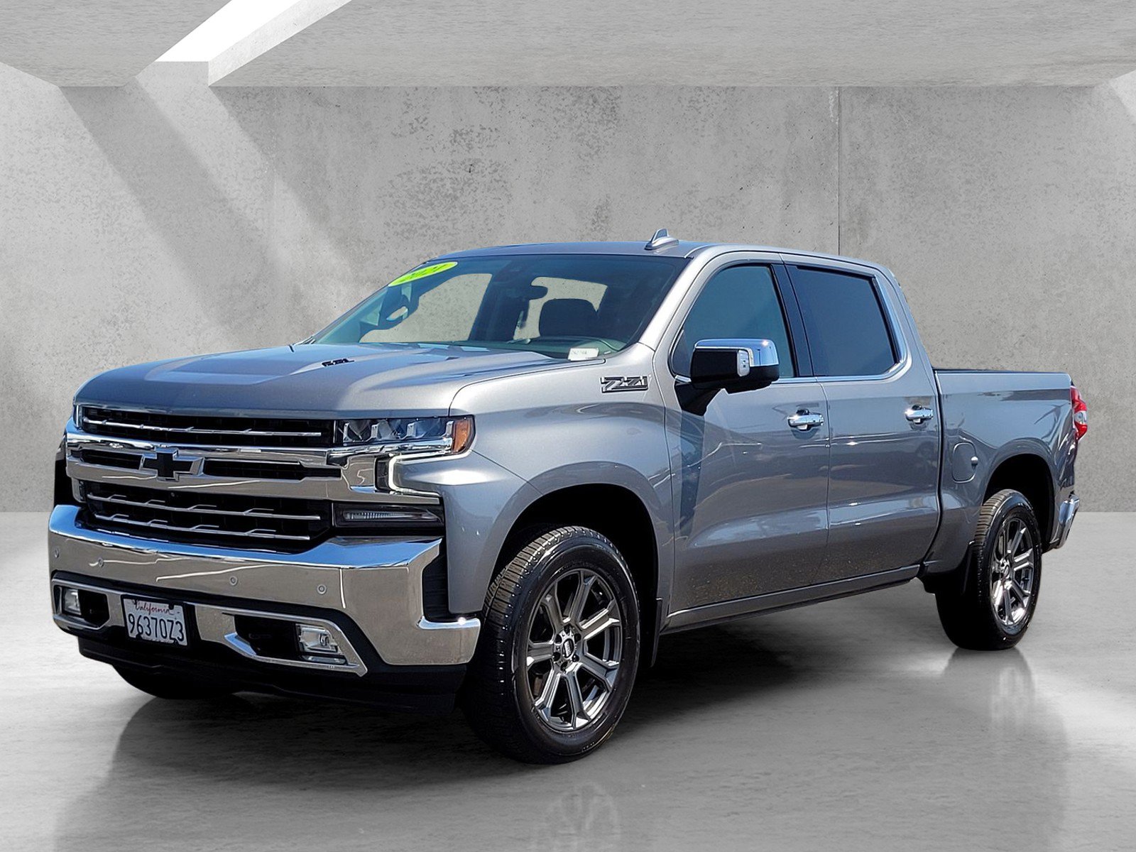 Used 2021 Chevrolet Silverado 1500 LTZ w/ LTZ Premium Package AWD/4WD image 8