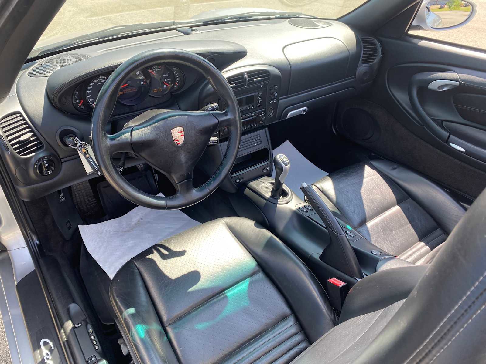 Used 2003 Porsche 911 Carrera 4 image 6