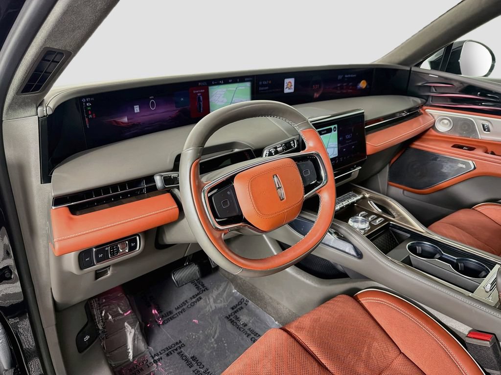 Certified 2024 Lincoln Nautilus Black Label AWD/4WD image 9