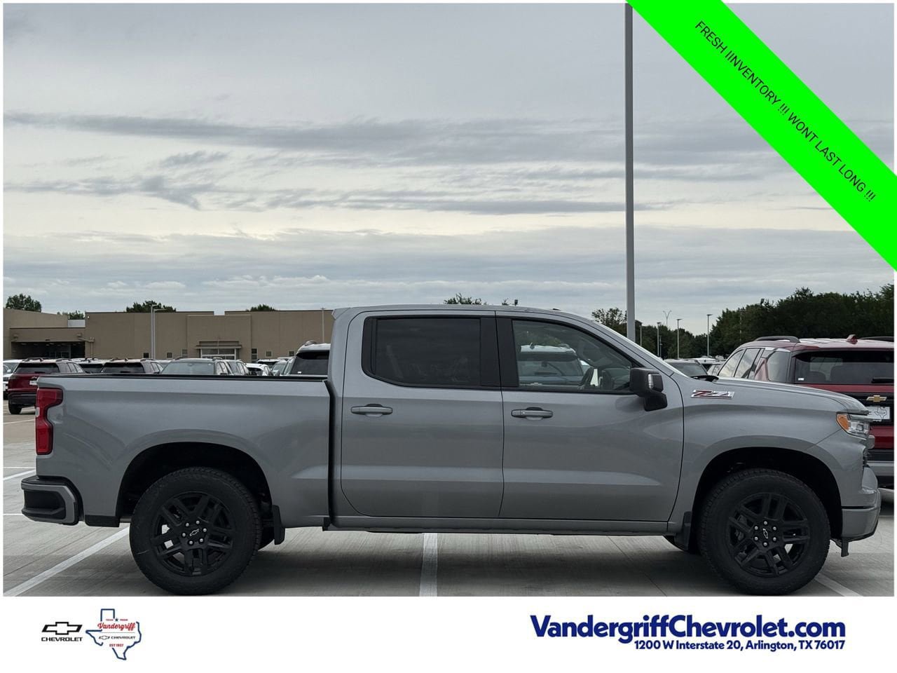 New 2026 Chevrolet Silverado 1500 RST w/ RST All Star Premium Package AWD/4WD image 3