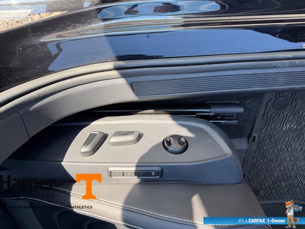 Used 2023 Volkswagen Jetta SEL FWD image 17
