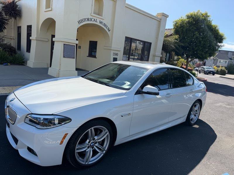 Used 2015 BMW 550i Sedan RWD image 4