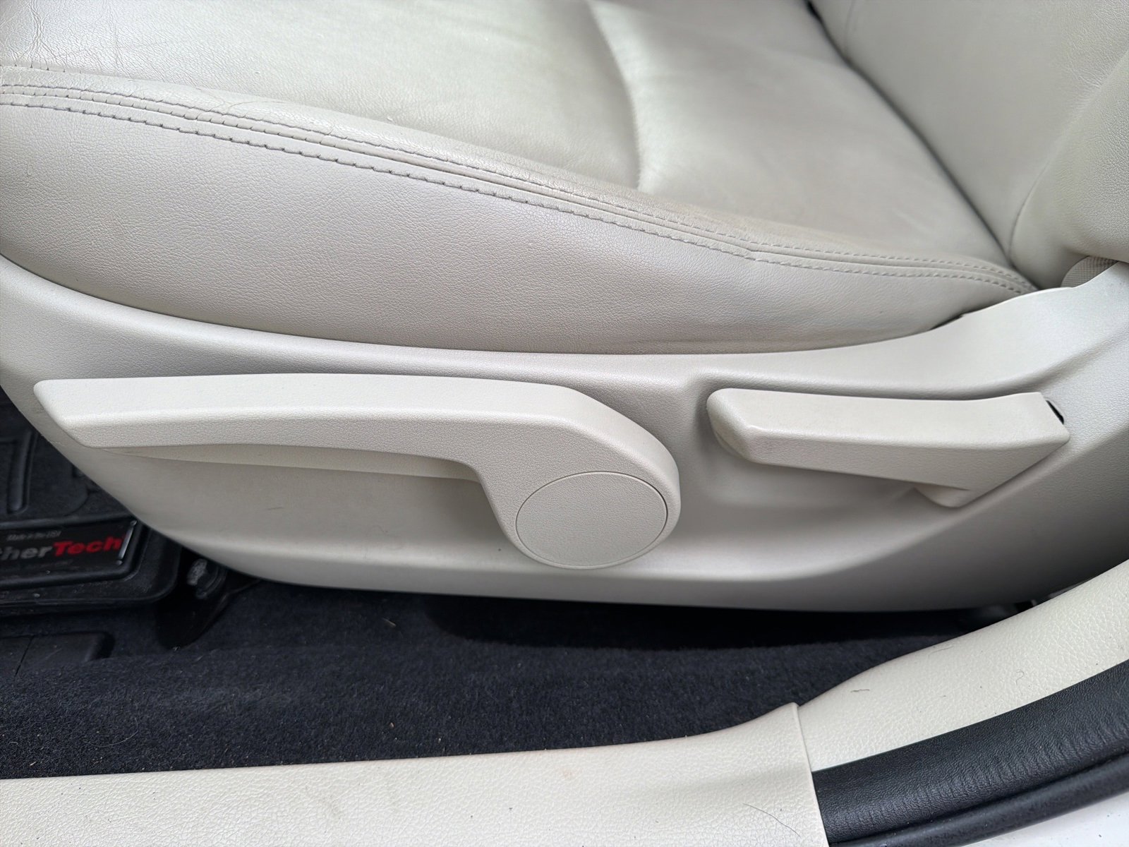 Used 2016 Subaru Impreza 2.0i Limited image 48