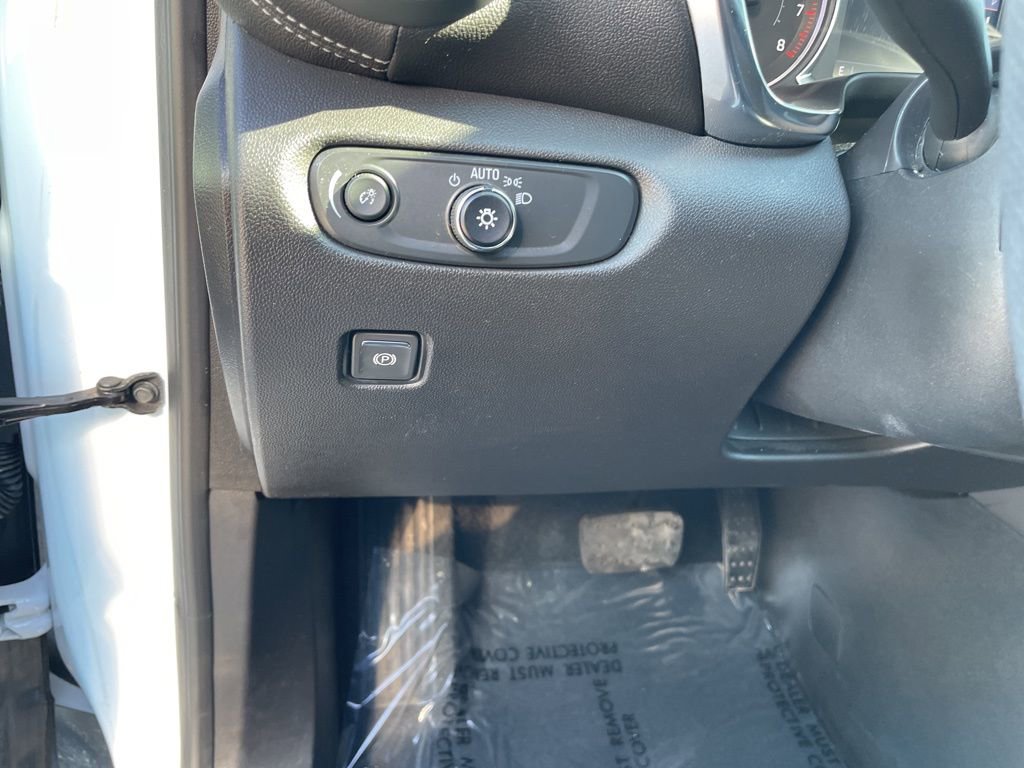 Used 2024 Chevrolet Blazer LT image 9