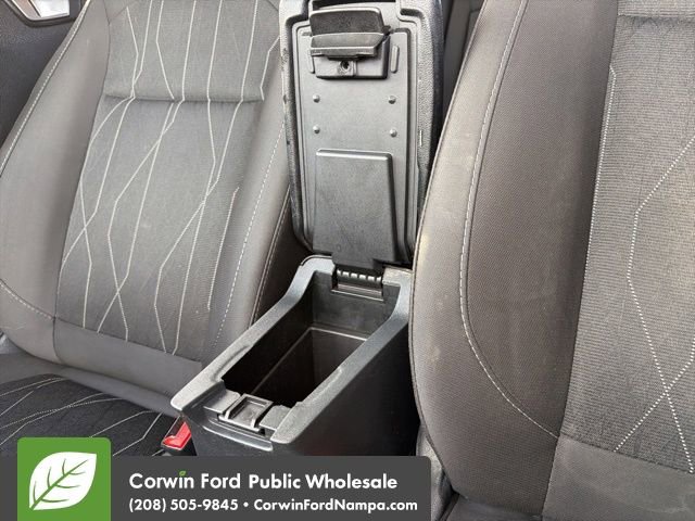 Used 2019 Ford EcoSport SE w/ SE Convenience Package image 23