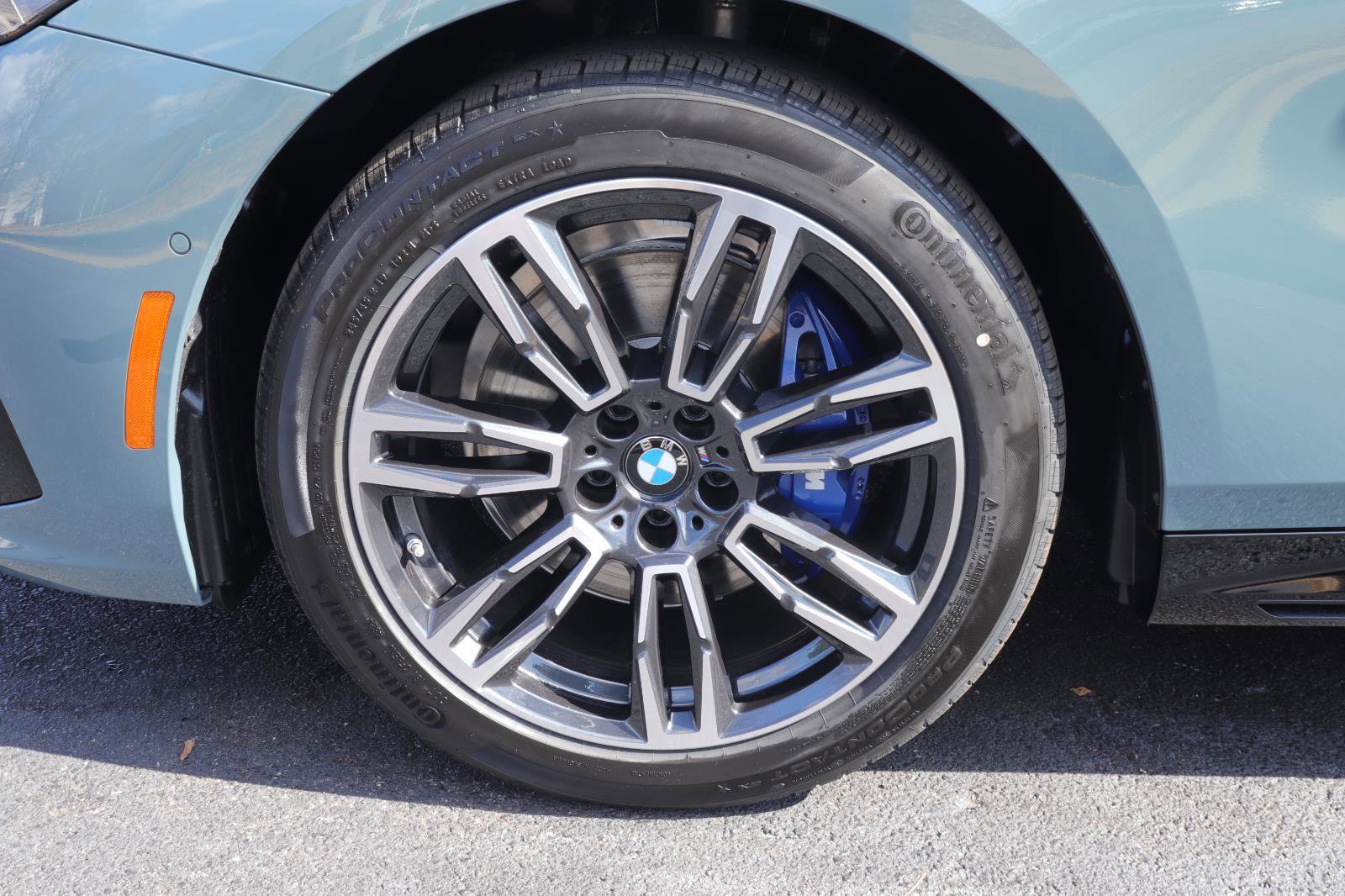 Used 2025 BMW 530i 530i w/ M Sport Package image 40