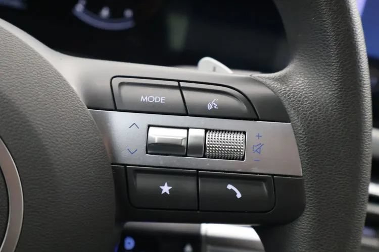 Used 2025 Hyundai Sonata SEL FWD image 22