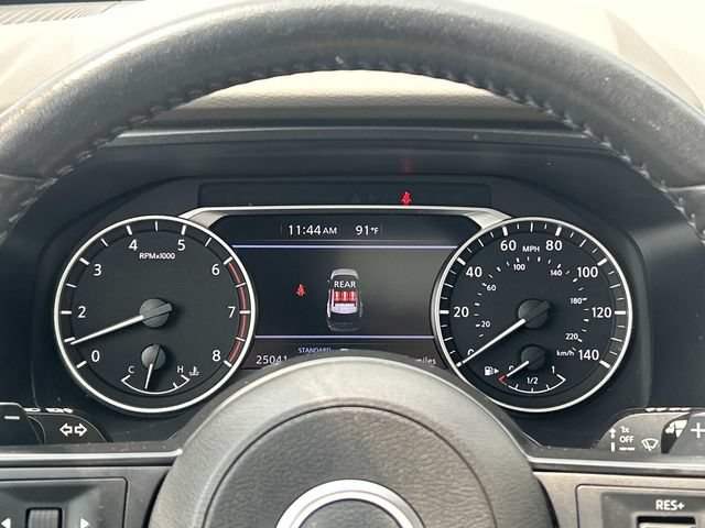 Used 2024 Nissan Rogue SV w/ SV Premium Package FWD image 23