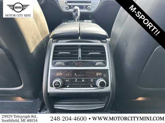 Used 2019 BMW 750i xDrive w/ M Sport Package image 18