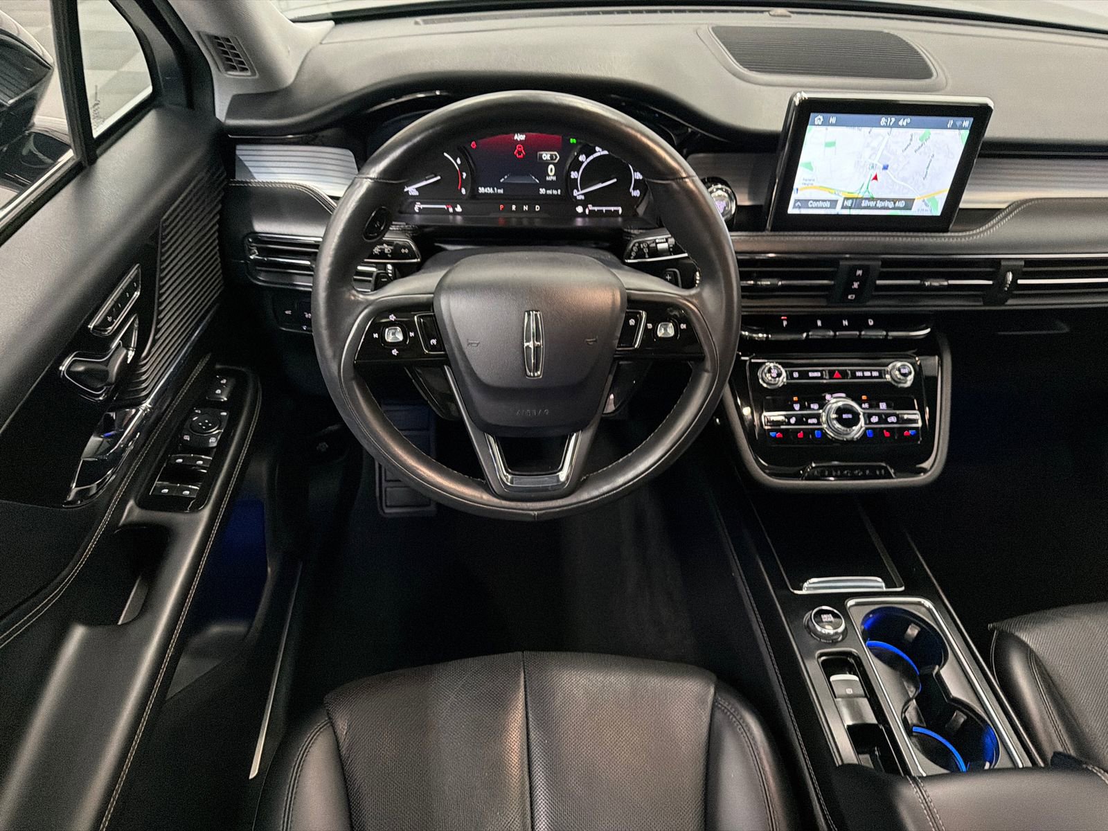 Used 2022 Lincoln Corsair AWD w/ Premium Package image 22