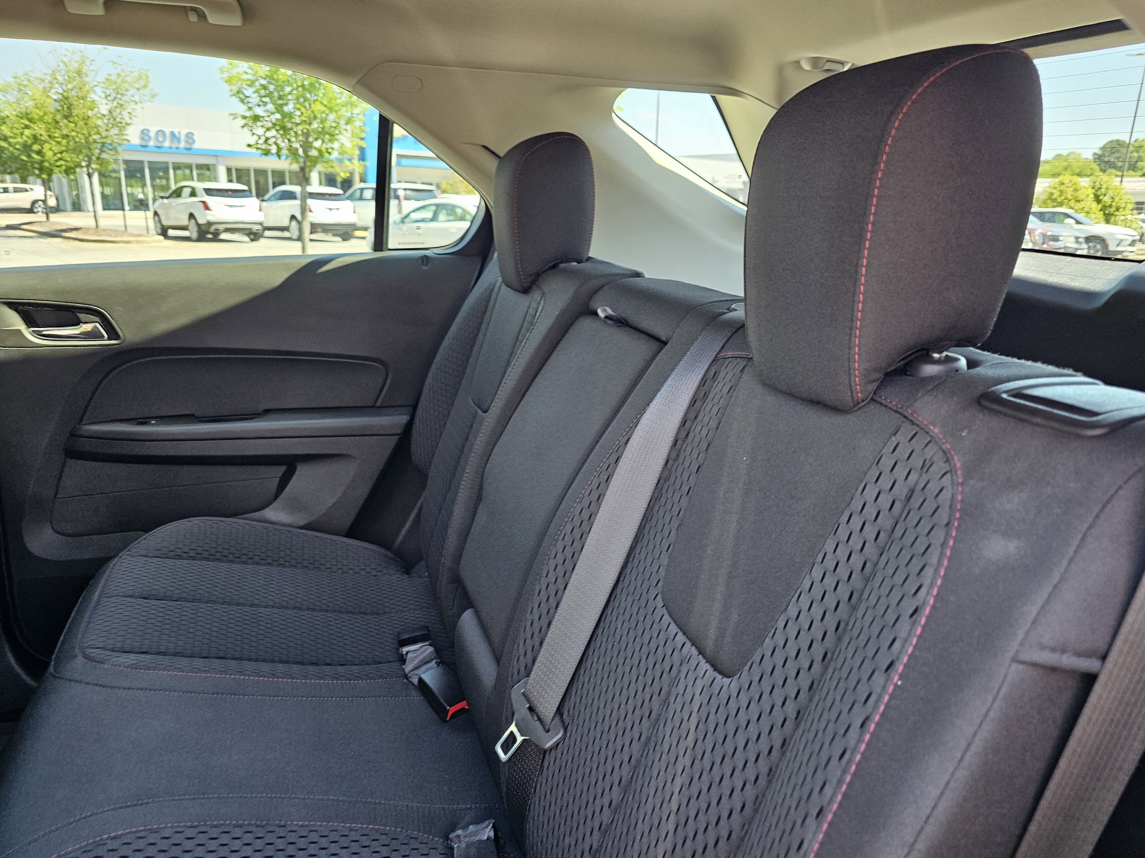 Used 2015 Chevrolet Equinox LS FWD image 28