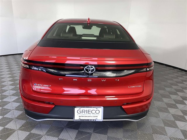 Used 2024 Toyota Crown Limited w/ Advanced Technology Package image 7