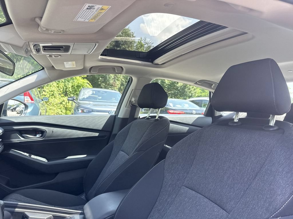 Used 2025 Honda Accord SE image 16
