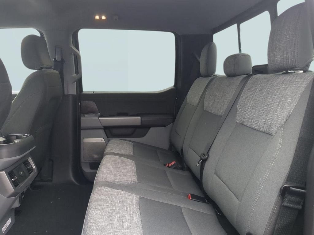 New 2026 Ford F250 XLT w/ XLT Premium Package AWD/4WD image 24