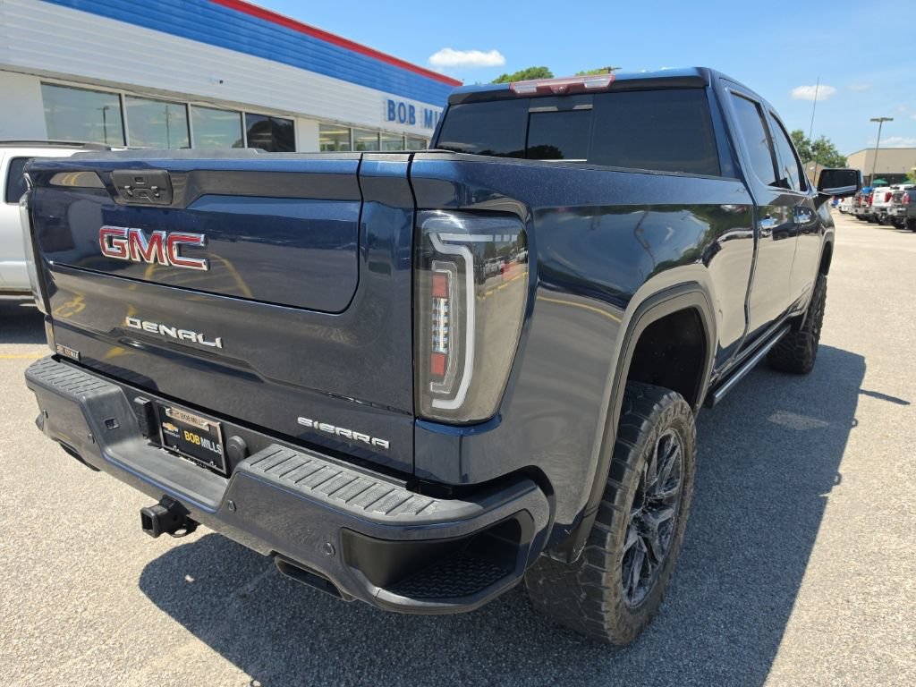 Used 2021 GMC Sierra 1500 Denali w/ Denali Ultimate Package AWD/4WD image 4
