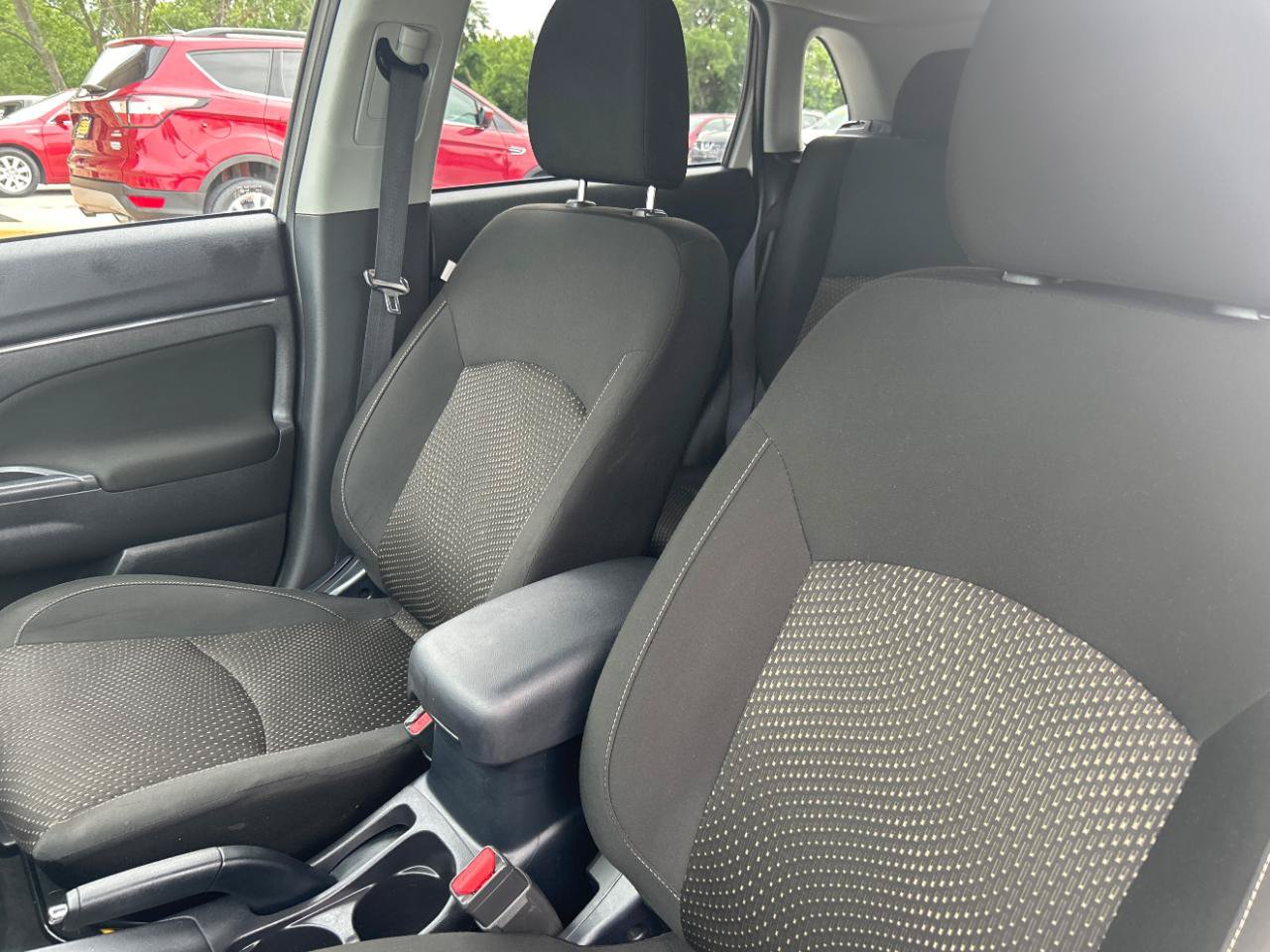 Used 2016 Mitsubishi Outlander Sport ES AWD/4WD image 17