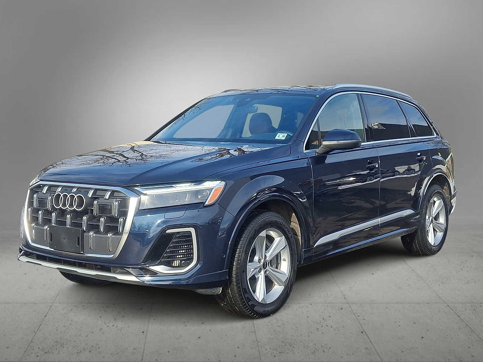 Certified 2025 Audi Q7 3.0T Premium w/ Convenience Package image 1