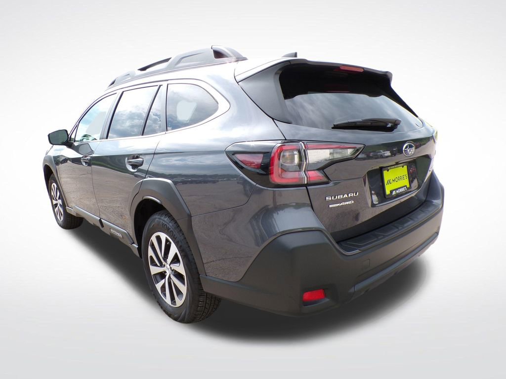 Used 2025 Subaru Outback Premium AWD/4WD image 4
