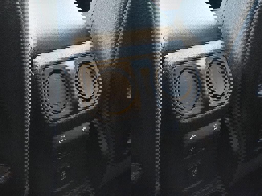 New 2025 Jeep Wrangler Unlimited Rubicon w/ Safety Group image 21